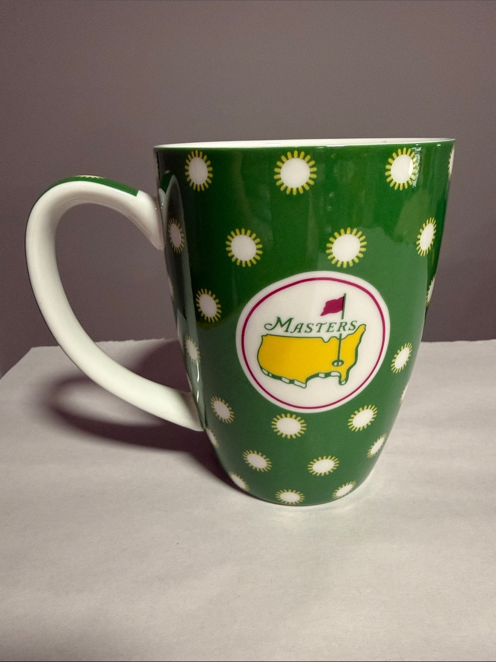Masters Official Green Sunburst Dot Ceramic Coffee Mug 4.75” Tall Golf Fan